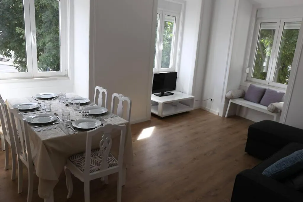 Apartamento Near The River 3 Bedrooms Flat, With Ac For 9 Lisboa