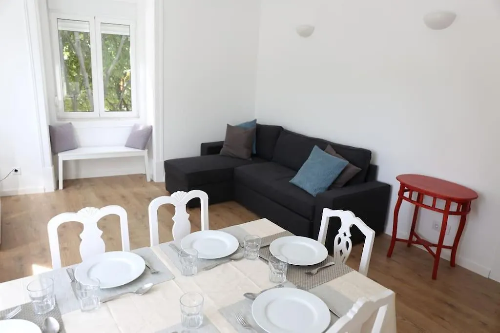 Near The River 3 Bedrooms Flat, With Ac For 9 Lisboa Apartamento