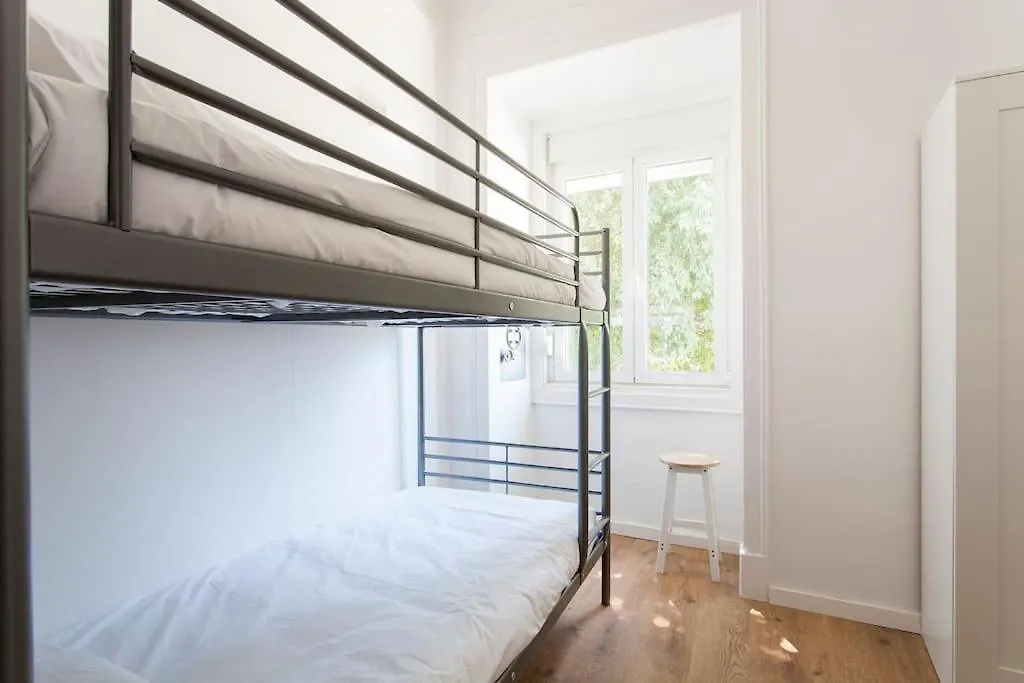 Apartmán Near The River 3 Bedrooms Flat, With Ac For 9 Lisboa